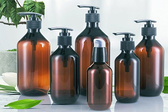 Material characteristics of transparent plastic